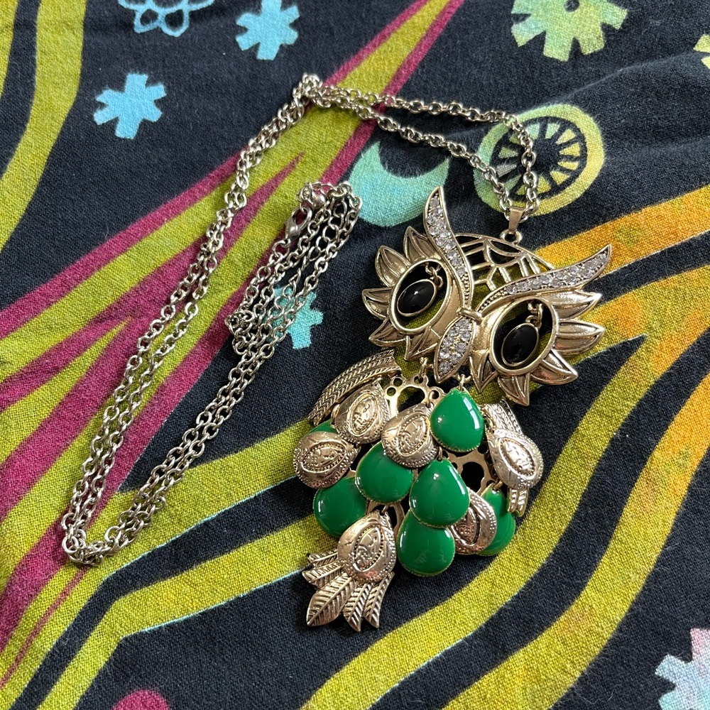 VTG Whimsigoth Boho Green Enamel Owl Statement Costume Jewelry Necklace - Picture 6 of 6